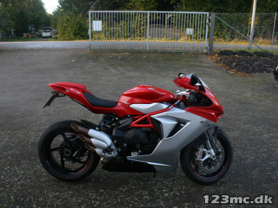 MV Agusta F3 800 RC