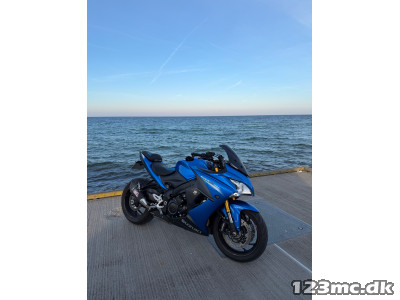 Suzuki GSXS 1000 F
