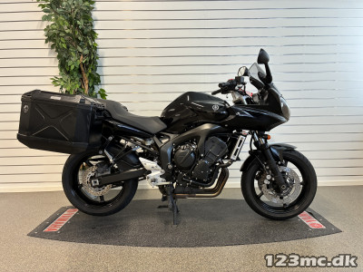 Yamaha FZ6 S2