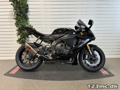 Yamaha YZF R1 - Lavt km.tal!