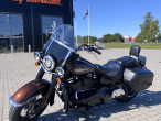 2019 Harley-Davidson FLHCS Heritage Classic