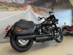 2019 Harley-Davidson FLHCS Heritage Classic