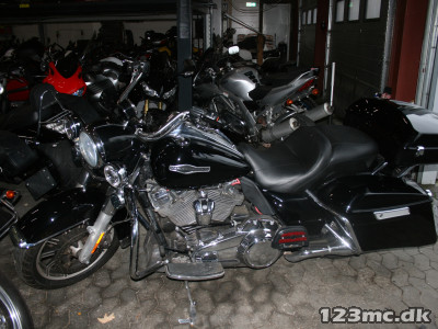Harley-Davidson FLHP Road King Police