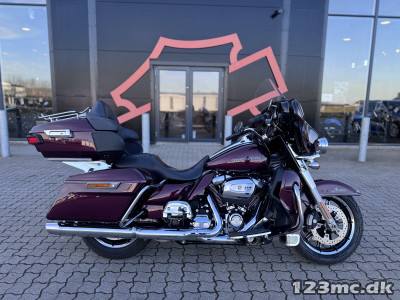 Harley-Davidson FLHTK Electra Glide Ultra Limited