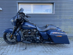 Harley-Davidson FLHXS Street Glide Special
