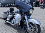 2019 Harley-Davidson FLHXSE CVO Street Glide