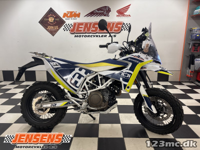 Husqvarna 701 Enduro super moto