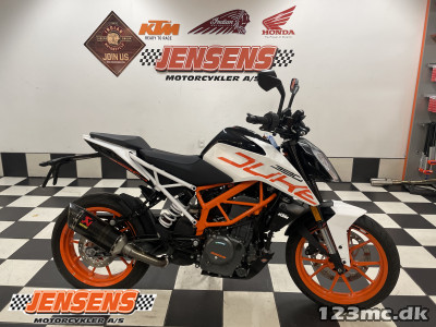 KTM 390 Duke