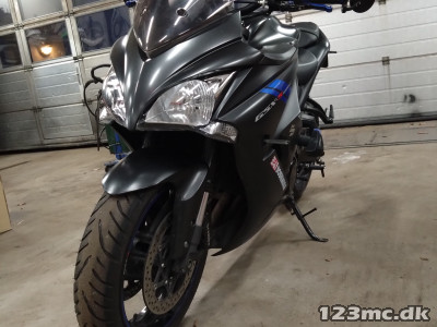 Suzuki GSXS 1000 F