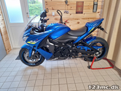 Suzuki GSXS 1000 F