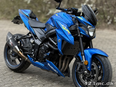 Suzuki GSXS 750