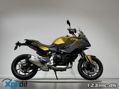 BMW F 900 XR