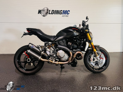Ducati Monster 1200