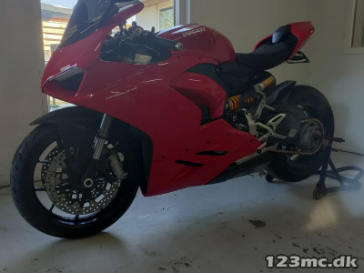 Ducati Panigale V2