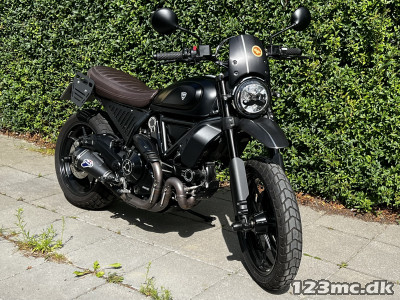 Ducati Scrambler Icon Dark