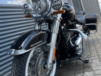 2020 Harley-Davidson FLDE Deluxe