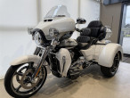 2020 Harley-Davidson FLHTCUTGSE CVO Tri Glide