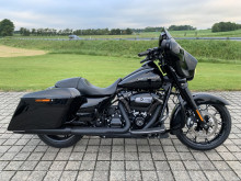 Harley-Davidson FLHXS Street Glide Special HMC Motorcykler.  Vi bytter gerne.