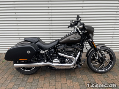 Harley-Davidson FLSB Sport Glide HMC Motorcykler. Vi bytter gerne