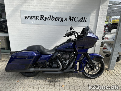 Harley-Davidson FLTRXS Road Glide Special
