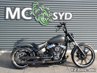Harley-Davidson FXBRS Breakout MC-SYD       BYTTER GERNE
