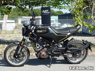 Husqvarna Svartpilen 401