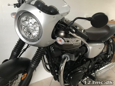 Kawasaki W 800 Cafe