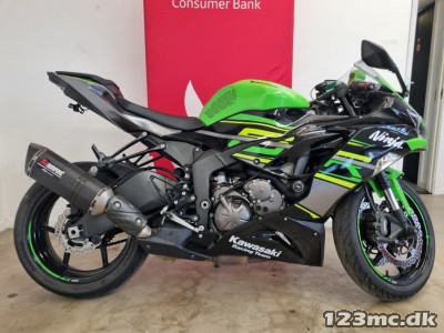 Kawasaki ZX6R 636