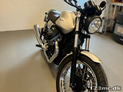 Moto Guzzi V7 III Special