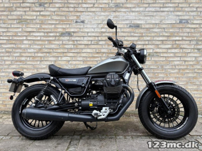 Moto Guzzi V9 Bobber