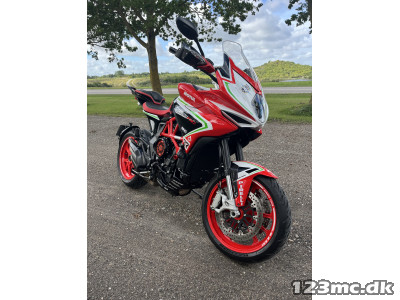MV Agusta Turismo Velose 800 Lusso RC tricolore