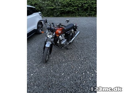 Royal Enfield Interceptor 650