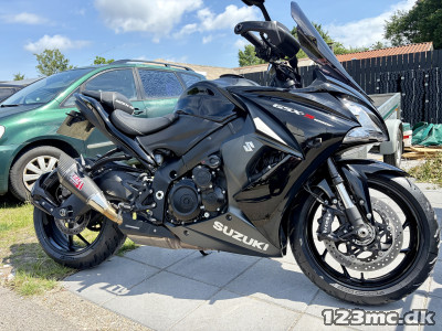 Suzuki GSXS 1000 F Yoshimura edition
