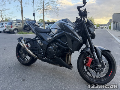 Suzuki GSXS 750 Yoshimura Black Edition