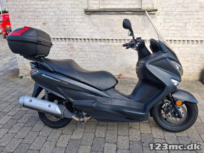 Suzuki UH 200 Burgman