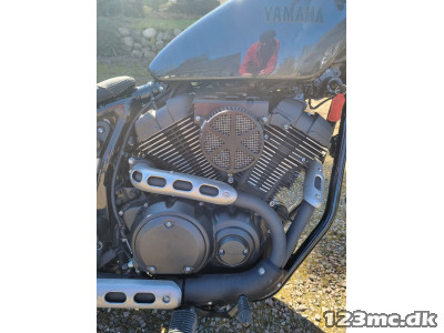Yamaha XV 950 R