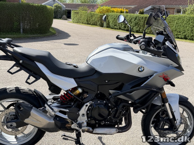 BMW F 900 XR