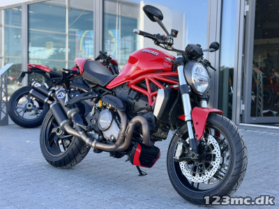 Ducati Monster 1200