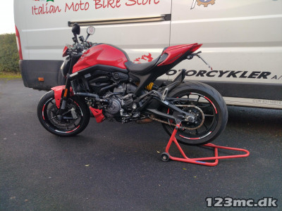 Ducati Monster