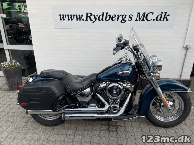 Harley-Davidson FLHC Heritage Classic