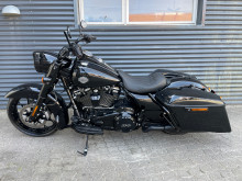 Harley-Davidson FLHRXS Road King Special