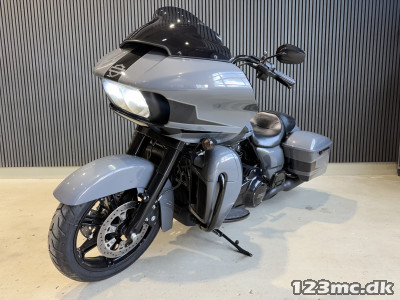 Harley-Davidson FLTRXS Road Glide Special 1868 / 114