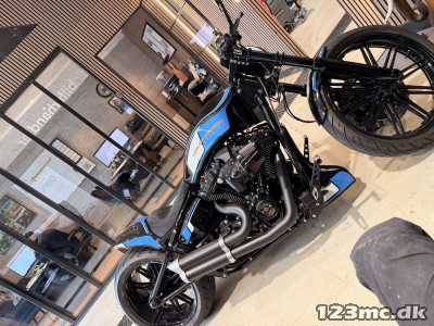 Harley-Davidson FXBRS Breakout Breakout