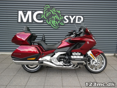 Honda GL 1800 Gold Wing MC-SYD       BYTTER GERNE