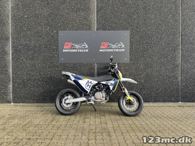 Husqvarna 701 Supermoto Husqvarna 701 Supermoto