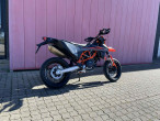 2021 KTM 690 SMC R 2021 KTM 690 SMC R
