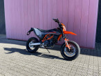 2021 KTM 690 SMC R 2021 KTM 690 SMC R