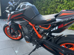 2021 KTM 890 Duke R