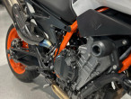 2021 KTM 890 Duke R