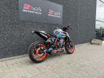 2021 KTM 890 Duke R
